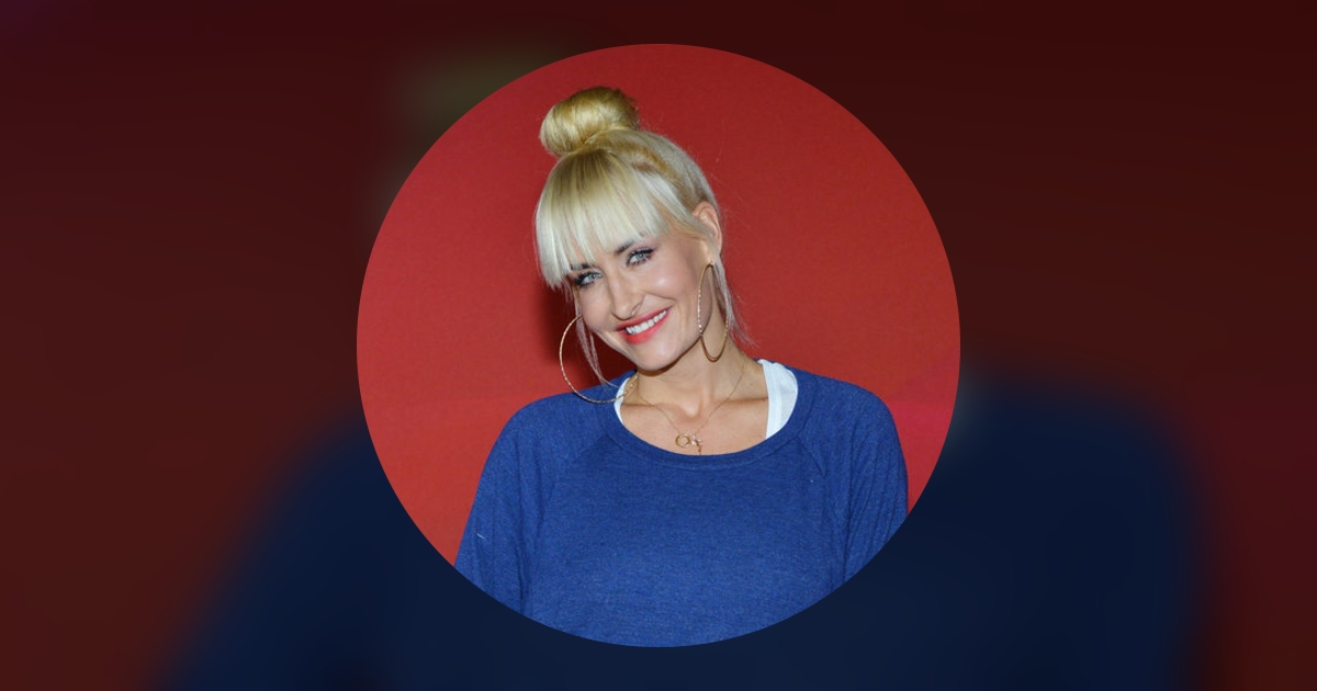 Qiz dostimni yigitlarga jinsiy aloqa uchun berdim